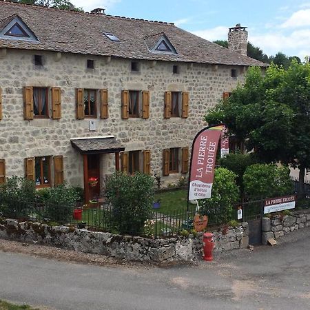 La Pierre Trouée Chambre d'Hôtes Châteauneuf-de-Randon Esterno foto