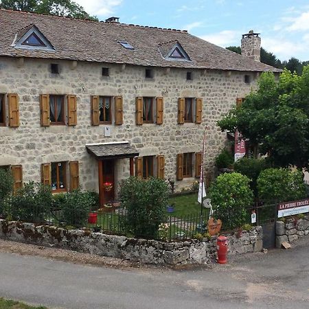 La Pierre Trouée Chambre d'Hôtes Châteauneuf-de-Randon Esterno foto
