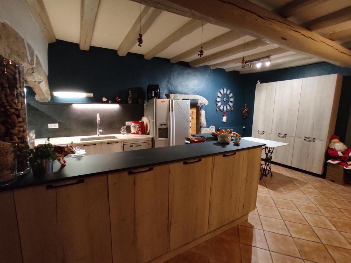La Pierre Trouée Chambre d'Hôtes Châteauneuf-de-Randon Esterno foto