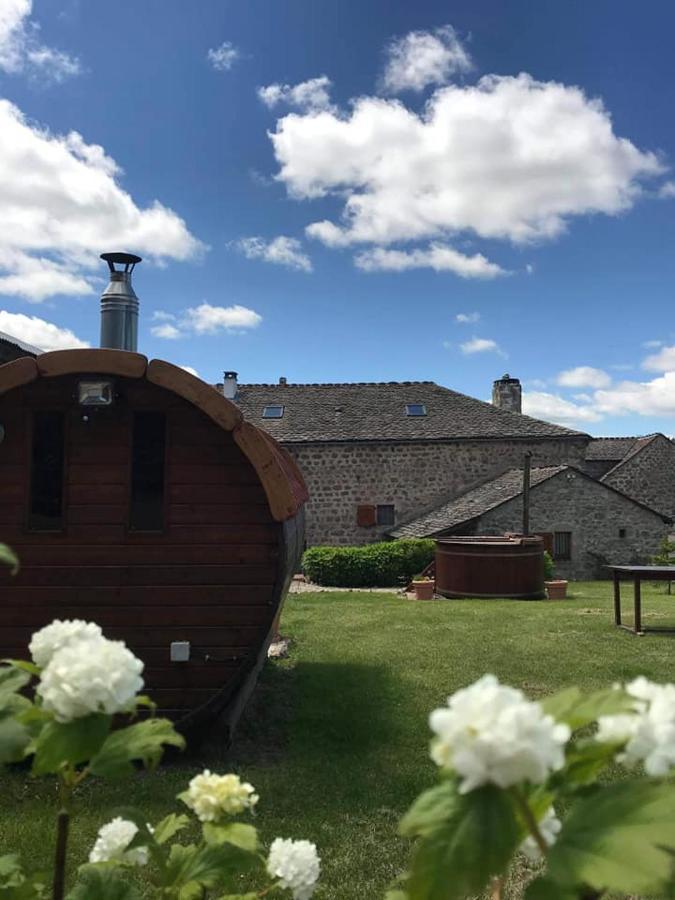 La Pierre Trouée Chambre d'Hôtes Châteauneuf-de-Randon Esterno foto