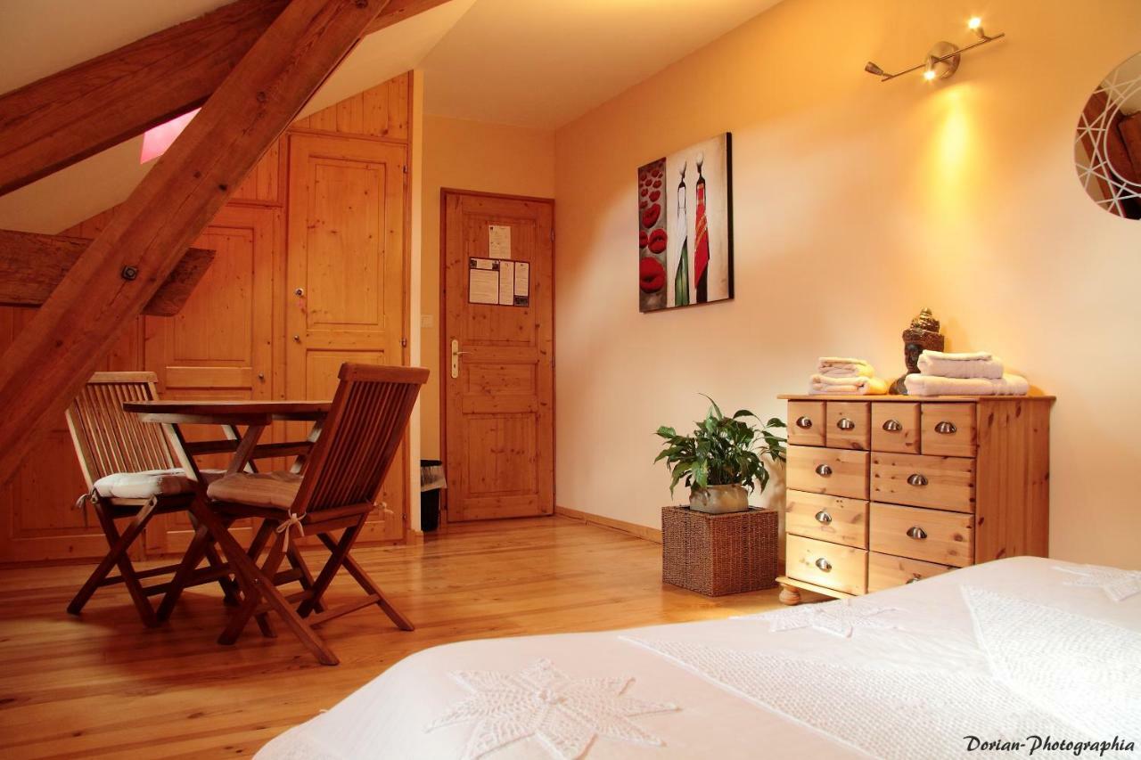 La Pierre Trouée Chambre d'Hôtes Châteauneuf-de-Randon Esterno foto