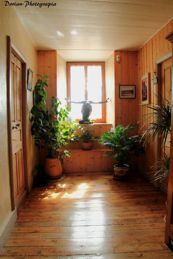 La Pierre Trouée Chambre d'Hôtes Châteauneuf-de-Randon Esterno foto