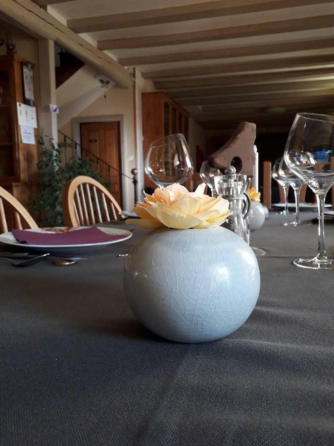 La Pierre Trouée Chambre d'Hôtes Châteauneuf-de-Randon Esterno foto