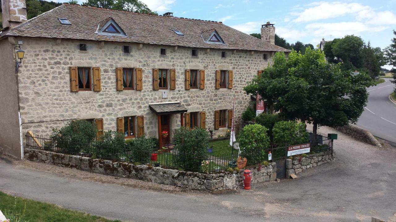La Pierre Trouée Chambre d'Hôtes Châteauneuf-de-Randon Esterno foto
